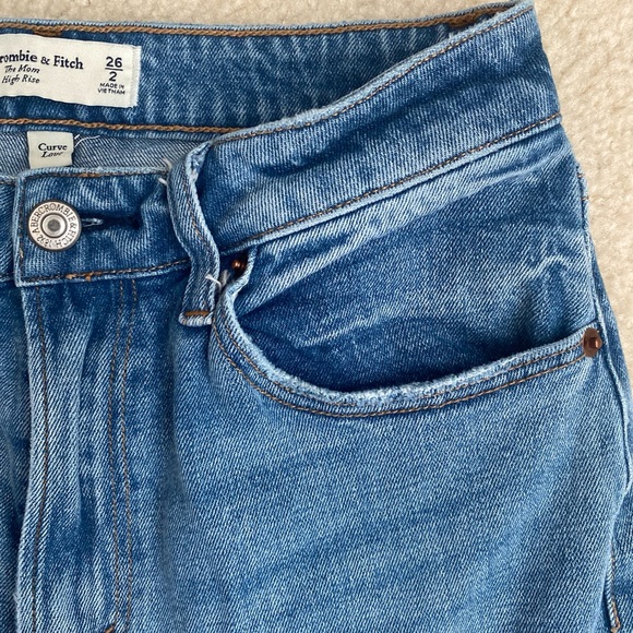 The Mom High Rise - Picture 3 of 5